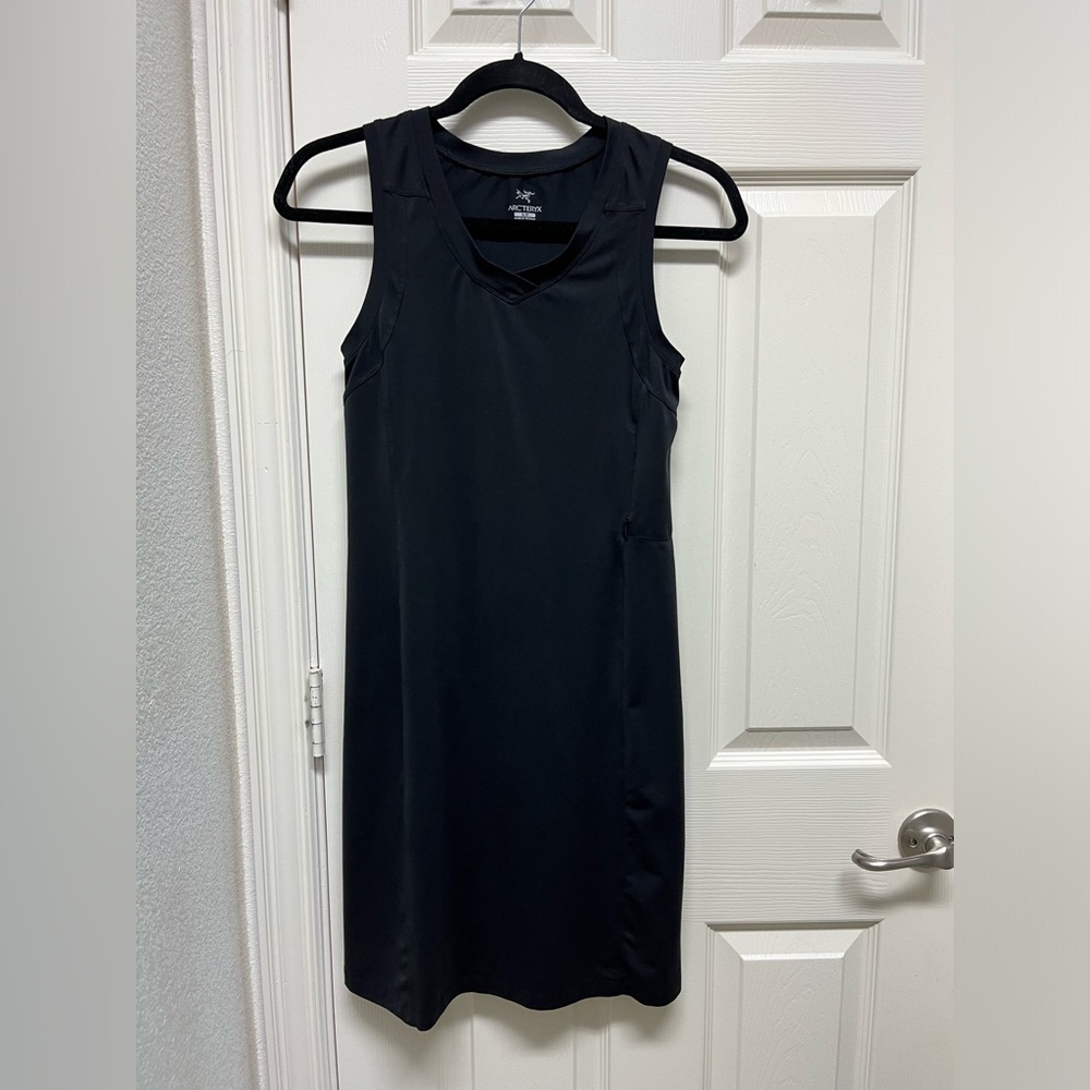Arcteryx black dress S